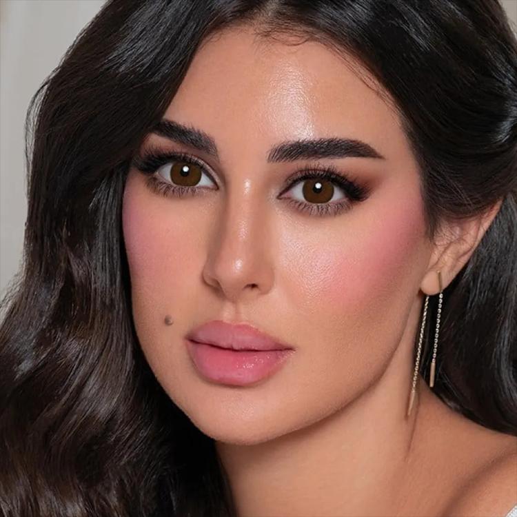 عدسات لاصقة من لنس مي - لا بيلا
