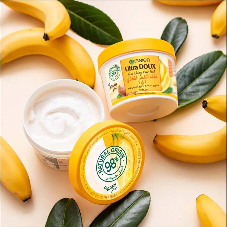 غارنييه ألترا دو Nourishing Banana 3-in-1 لعناية الشعر بالبانانا للشعر الجاف - 390 مل