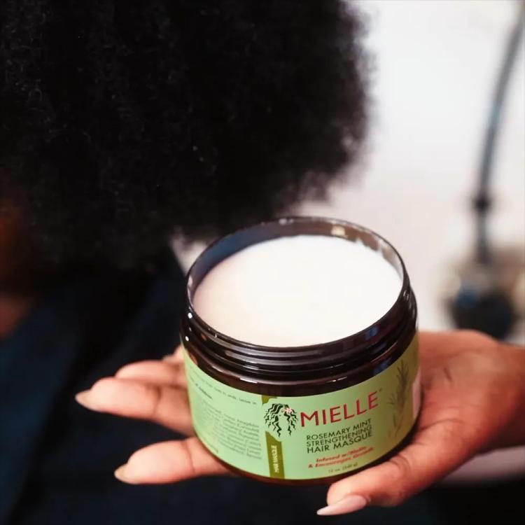 Mielle Rosemary Mint Strengthening Hair Masque - 340 g
