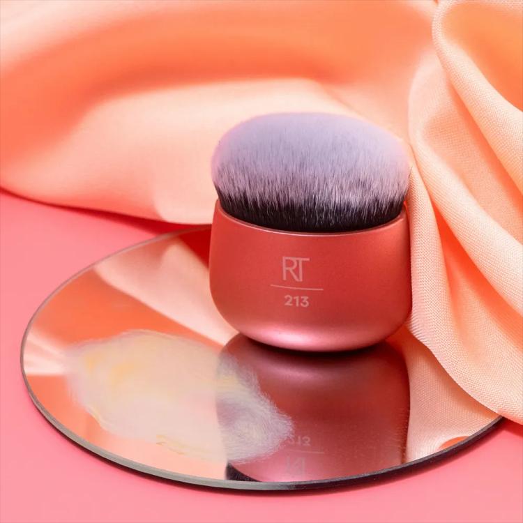 Real Techniques Foundation Kabuki Makeup Blender Brush