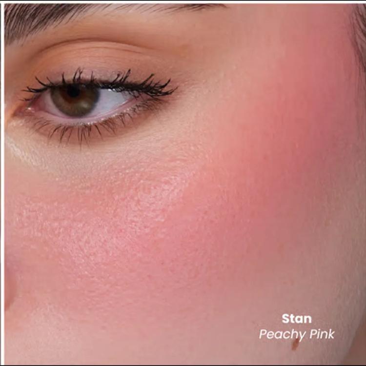 LOCA Blusher - 04 Stan Peachy Pink