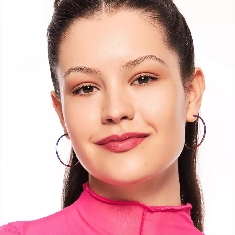 Essence 8H Matte Liquid Lipstick - 16 · Velvet Brick