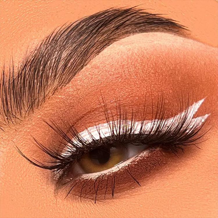 Makeup Revolution Relove Dip Eyeliner - White (5 ml)