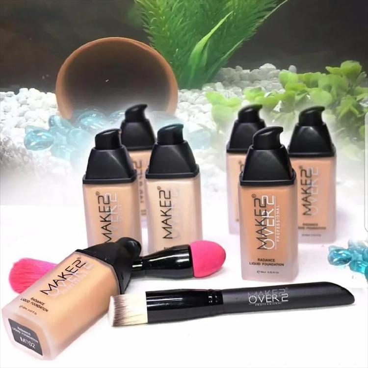 Make Over 22 Radiance Liquid Foundation - M710
