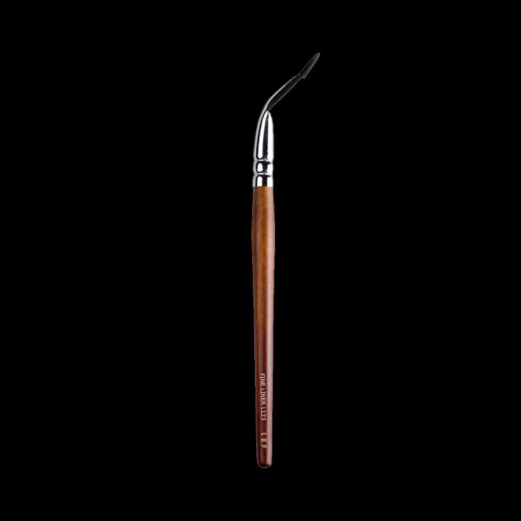 Lef Cosmetics Eyeliner Brush - L123