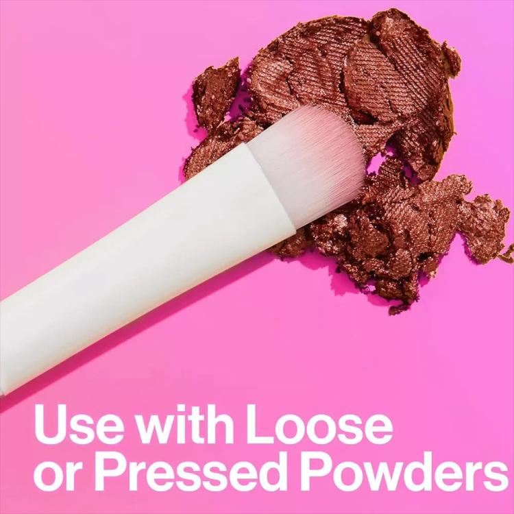 Wet N Wild Small Eyeshadow Brush