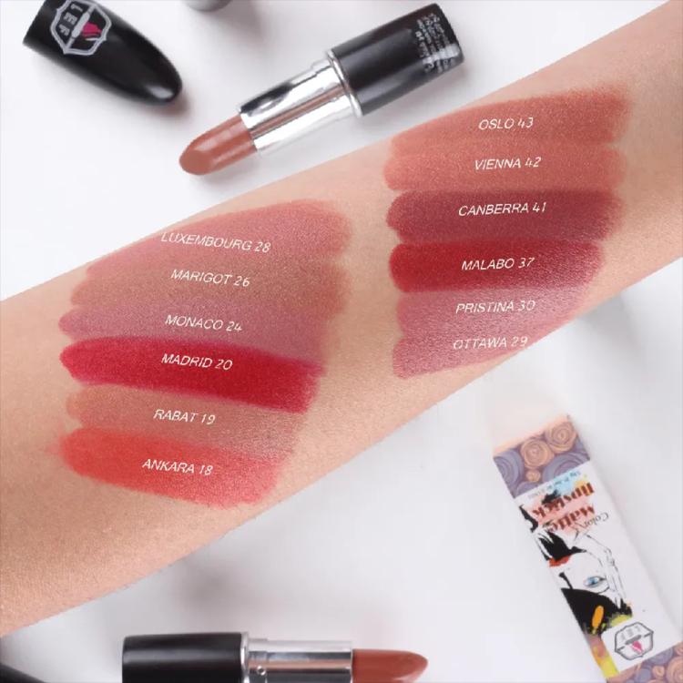 LEF Cosmetics Color Matte Lipstick - 30 Pristina