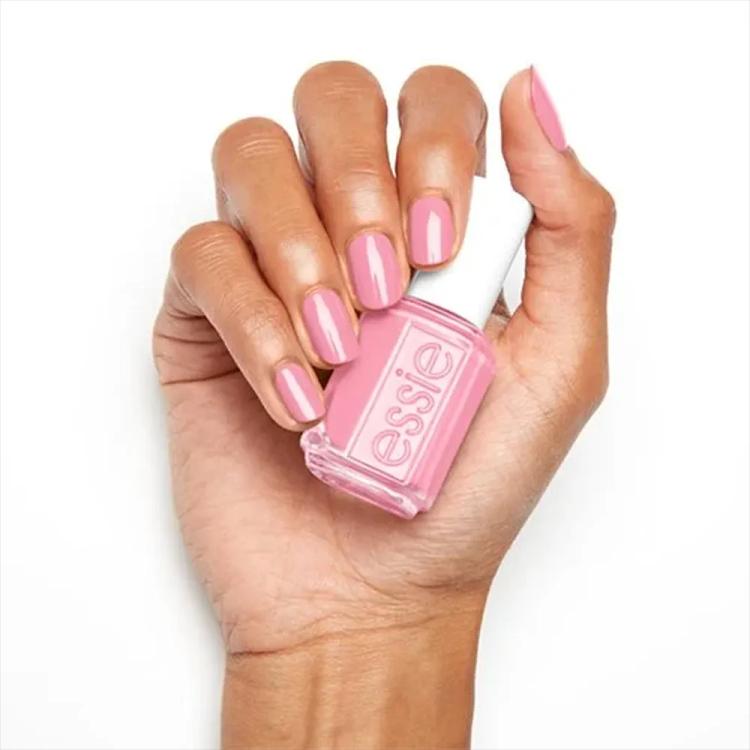 Essie Nail Polish - 17 Muchi Muchi (13.5 ml)