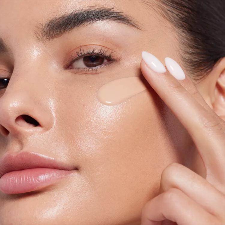 Loca Dreamy Glowy Skin Ultra Weightless Foundation - 05 Espresso (30 ml)