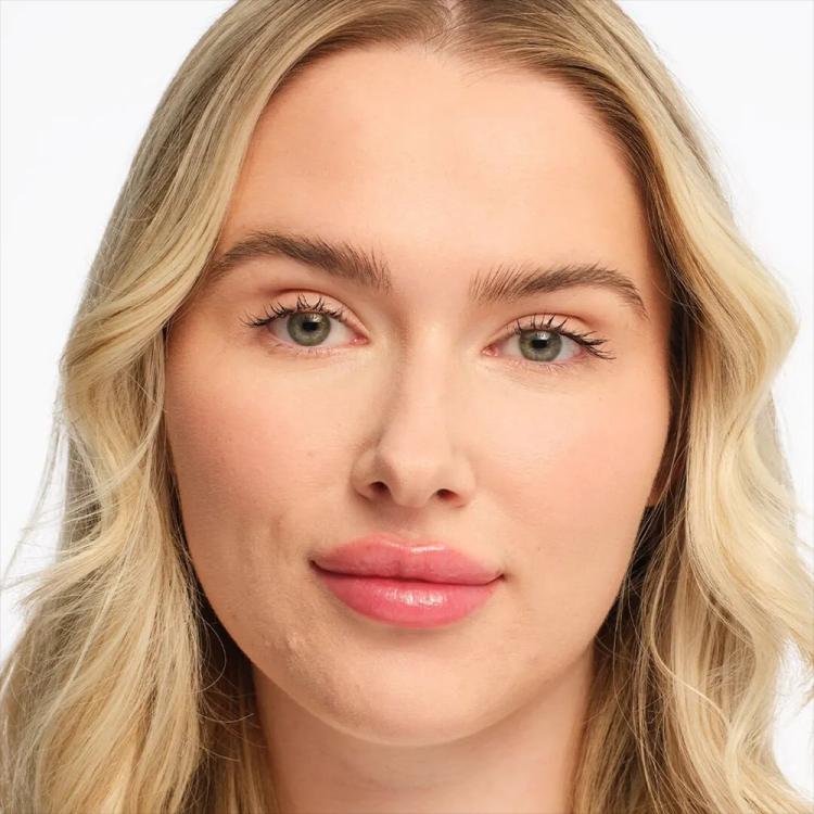 Makeup Revolution Skin Silk Radiant Satin Serum Foundation - F5NW