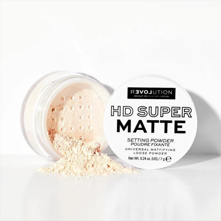 Makeup Revolution Relove HD Super Matte Setting Powder - Universal