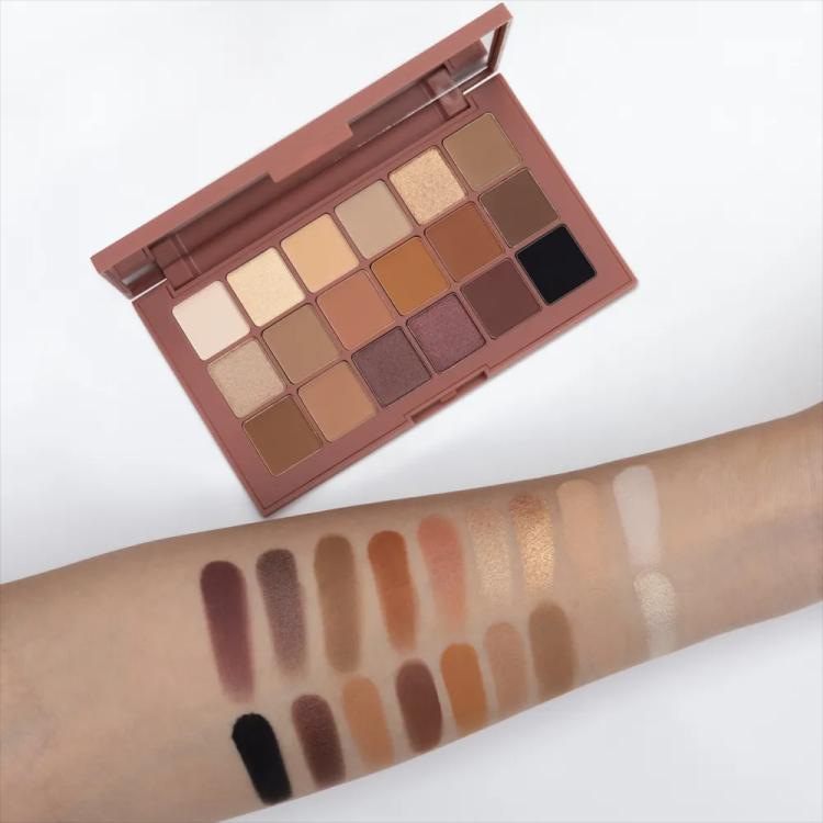 Bolver USA Eyeshadow Palette in 18 Shades - E11 Nude (19 g)