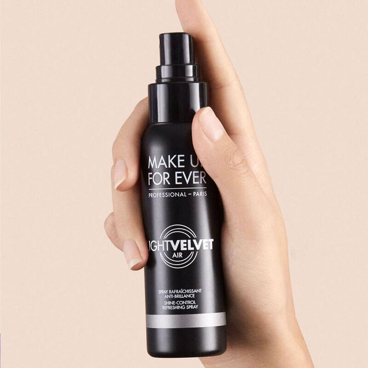 Make Up For Ever Light Velvet Air Mist Shine-Control Refreshing Spray - 100 ml