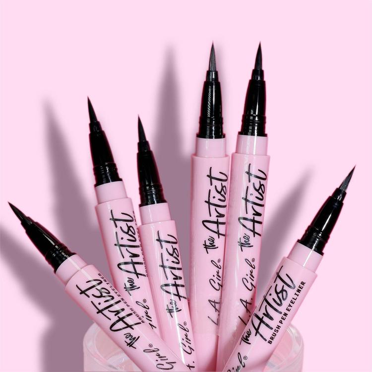L.A.Girl The Artist Brush Pen Eyeliner - GLE739 Chocolate Brown