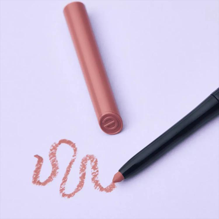 essence 8H Matte Comfort Lipliner - 04 - Rosy Nude