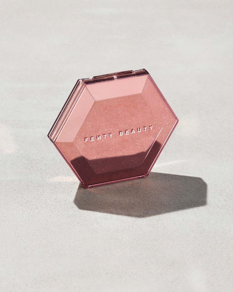 Fenty Beauty Diamond Bomb All-Over Diamond Veil Highlighter - Rose Rave