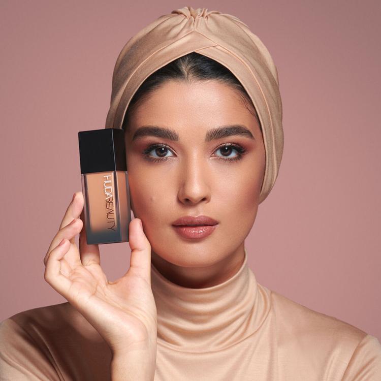 Huda Beauty #FauxFilter Luminous Matte Foundation - Shortcake 315B