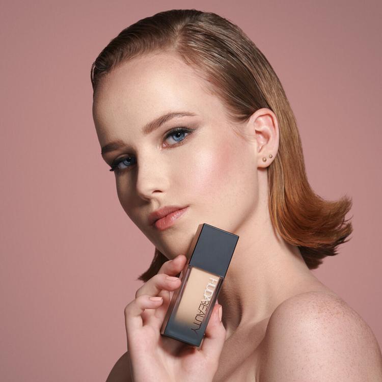 Huda Beauty #FauxFilter Luminous Matte Foundation - Vanilla 120B