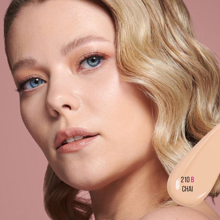 Huda Beauty #FauxFilter Luminous Matte Foundation - Chai 210B