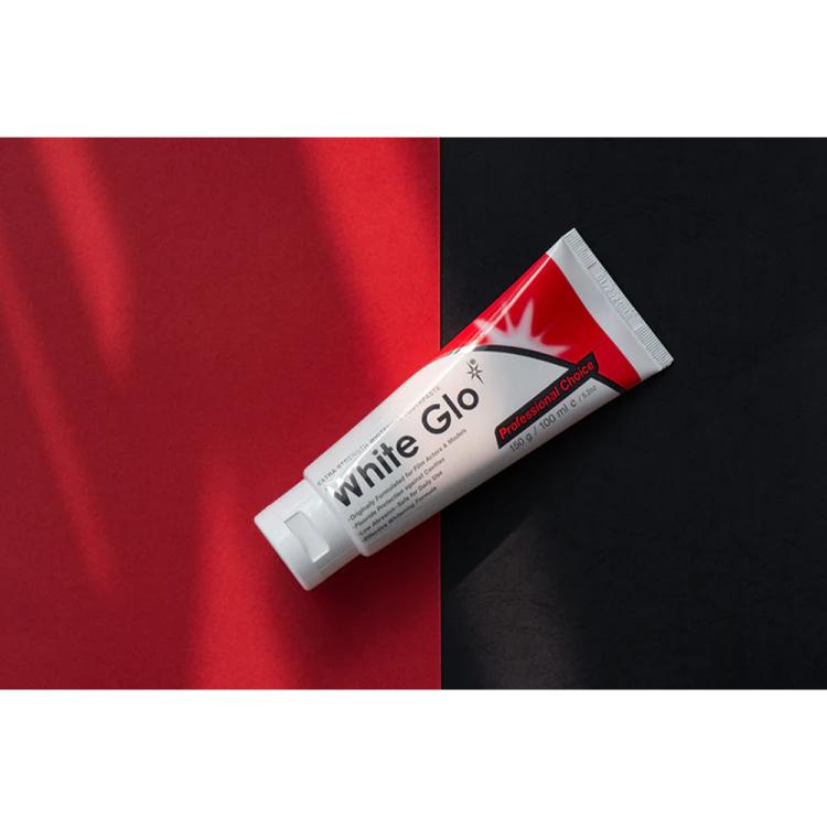 White Glo Professional Choice Whitening Toothpaste With Toothbrush - 150 g