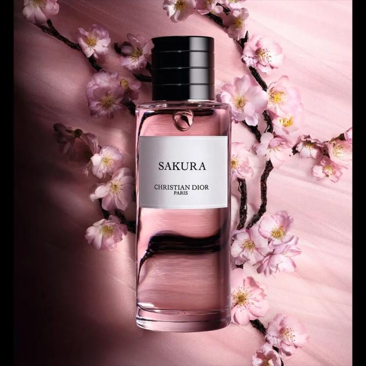 Dior Sakura Eau De Parfum - 250 ml