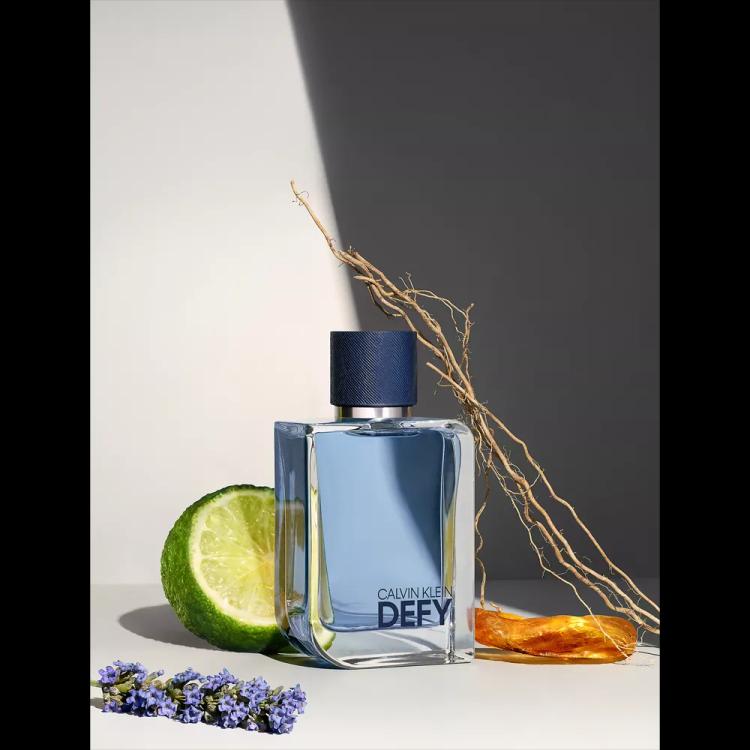 Calvin Klein Defy Eau De Toilette - 50 ml