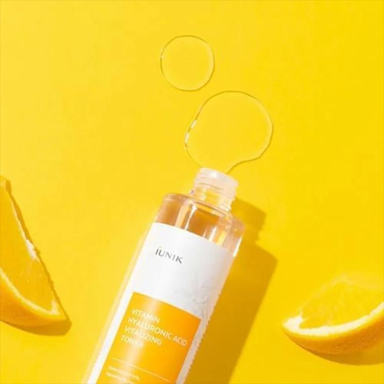 iUNIK Vitamin Hyaluronic Acid Vitalizing Toner - 200 ml