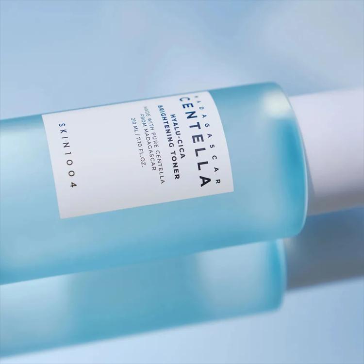 SKIN1004 Centella Hyalu-Cica Brightening Toner - 210 ml