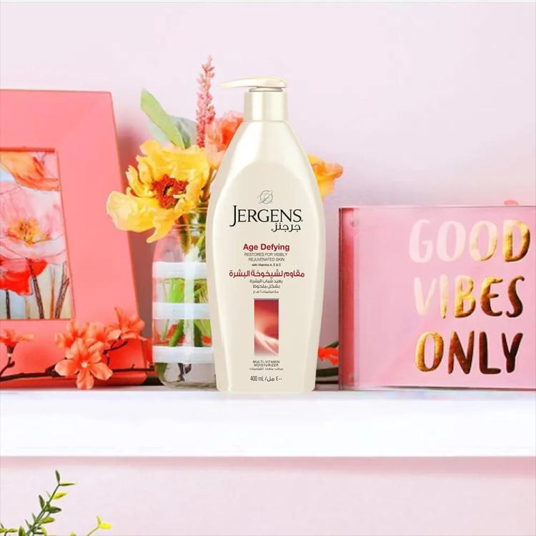 Jergens Age Defying Multi-Vitamin Moisturizer - 400 ml