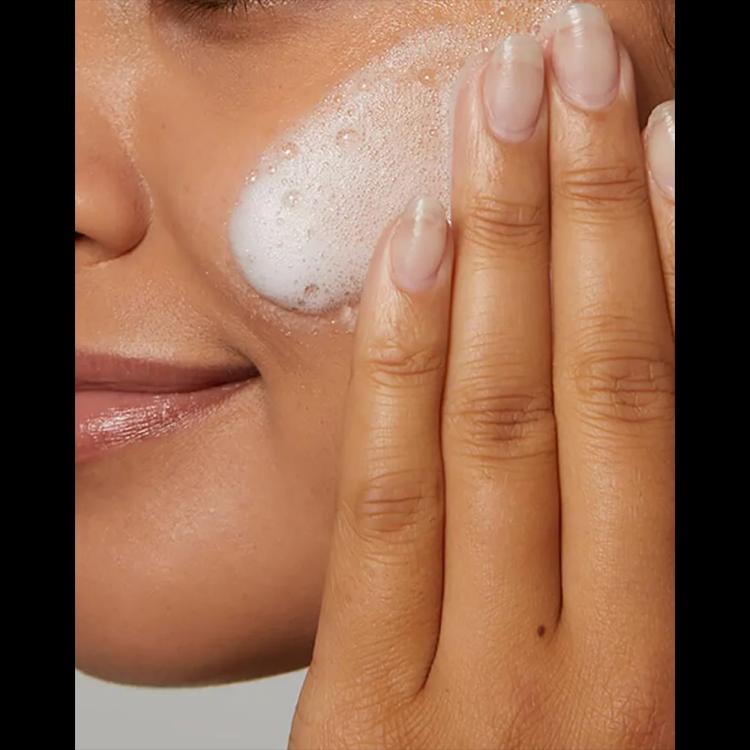 CeraVe Hydrating Cream-to-Foam Cleanser - 87 ml
