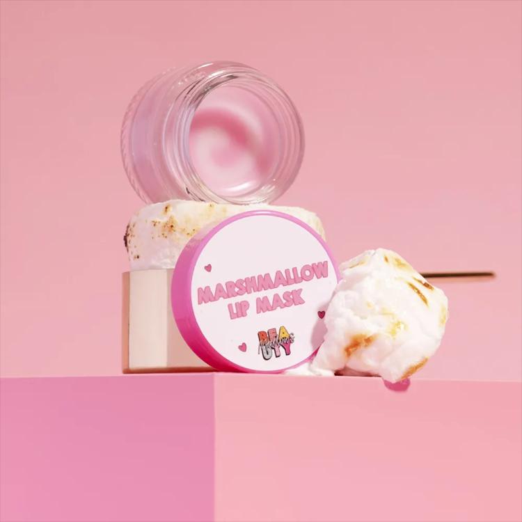 ماسك الشفاه مارشميلو ليب سويرل من Mallows Beauty