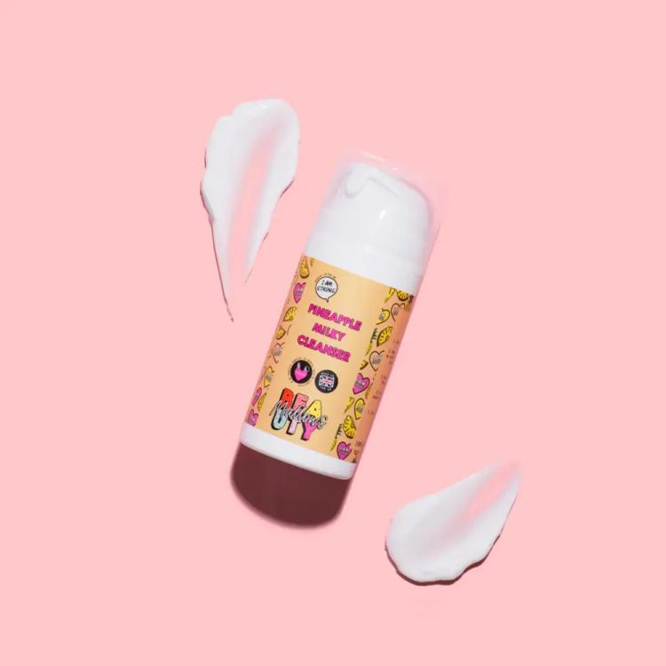 Mallows Beauty Pineapple Milky Cleanser - 100 g
