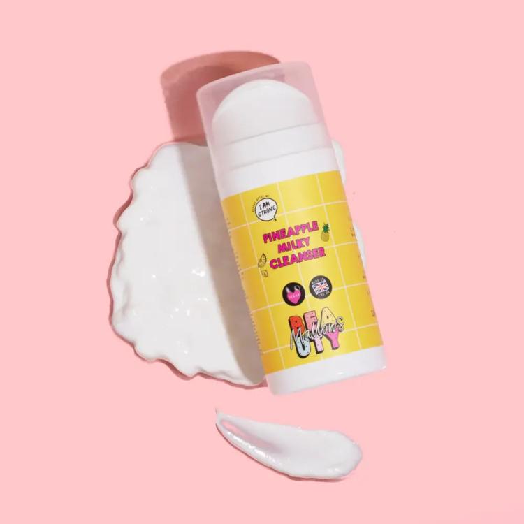 Mallows Beauty Pineapple Milky Cleanser - 100 g